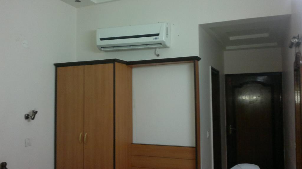 Hotel D R International Ambāla Extérieur photo
